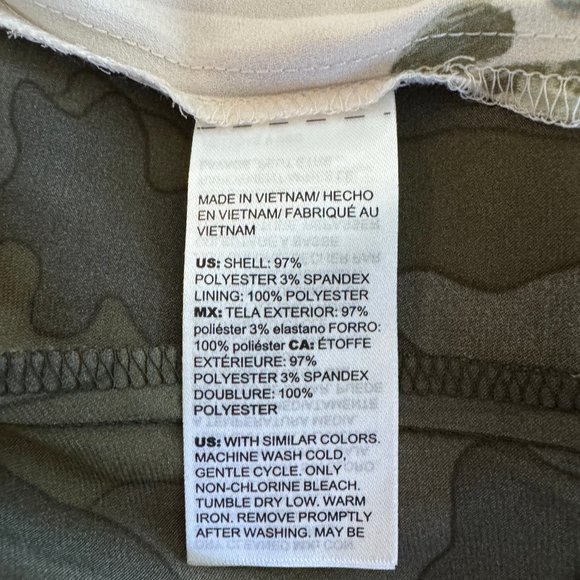 White House Black Market Reversible Camisole Size Medium - Picture 5 of 5